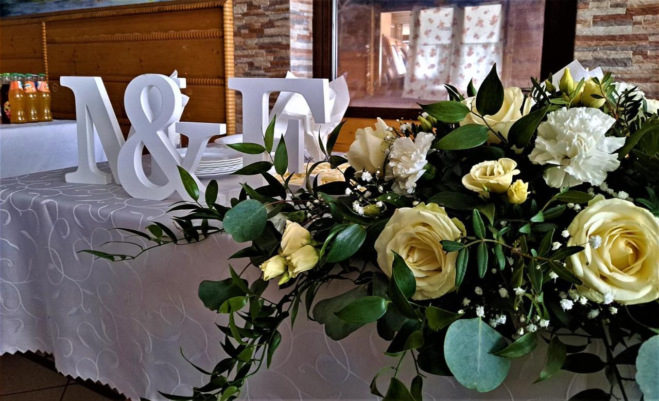 Hotel "Harnas" Zab-Bustryk Extérieur photo