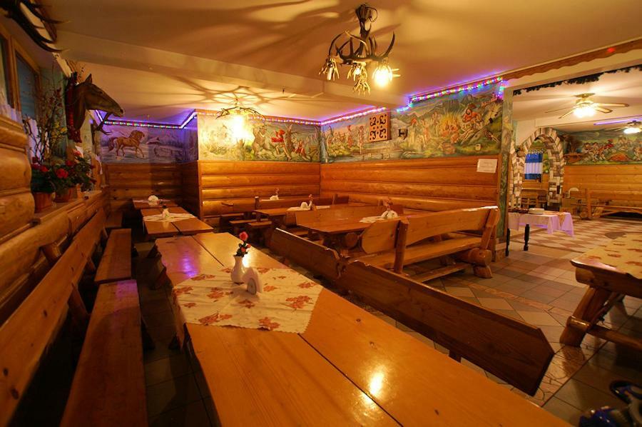 Hotel "Harnas" Zab-Bustryk Extérieur photo