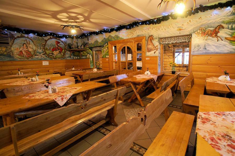 Hotel "Harnas" Zab-Bustryk Extérieur photo